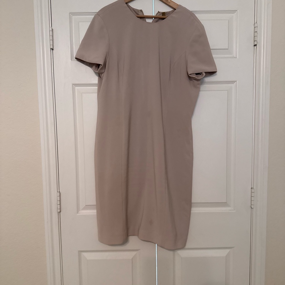 Caslon Taupe Short Sleeve Mini Dress
